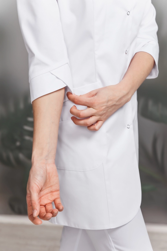 Халат медицинский женский, короткий рукав, модель 3-720, цвет белый фото 5